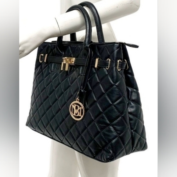 NEW Badgley Miscka Quilted Convertible Crossbody with lock. GREAT Gift! - Picture 2 of 10